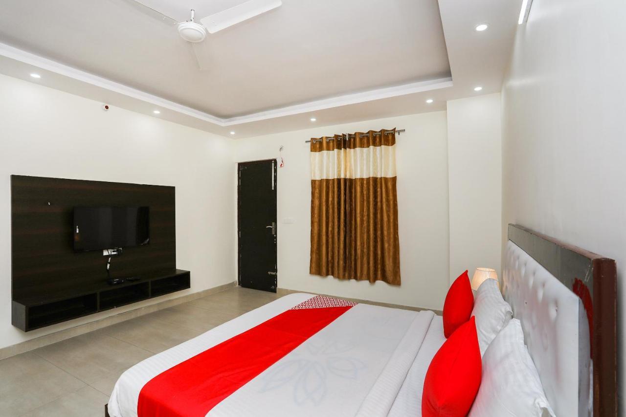 Oyo 35511 Hotel Park View Rohtak Exterior foto