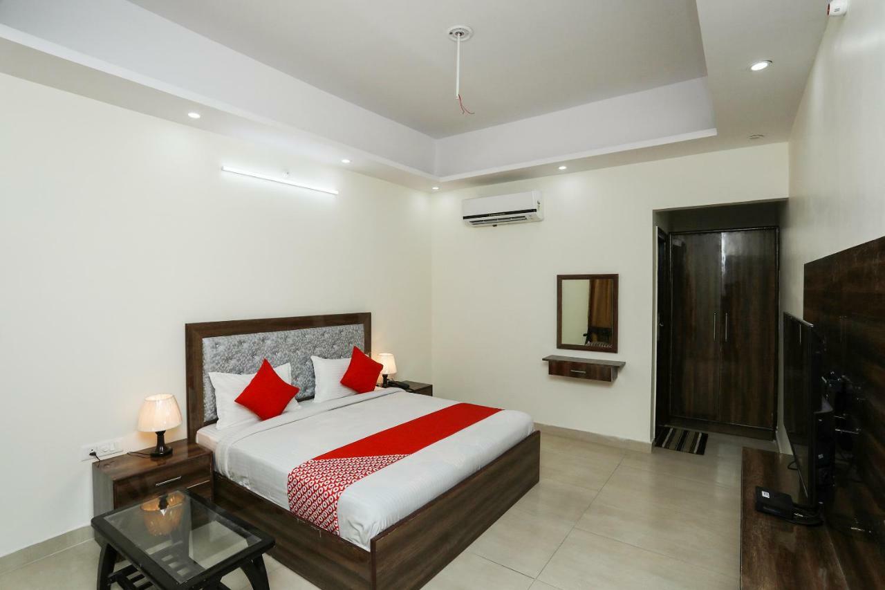 Oyo 35511 Hotel Park View Rohtak Exterior foto